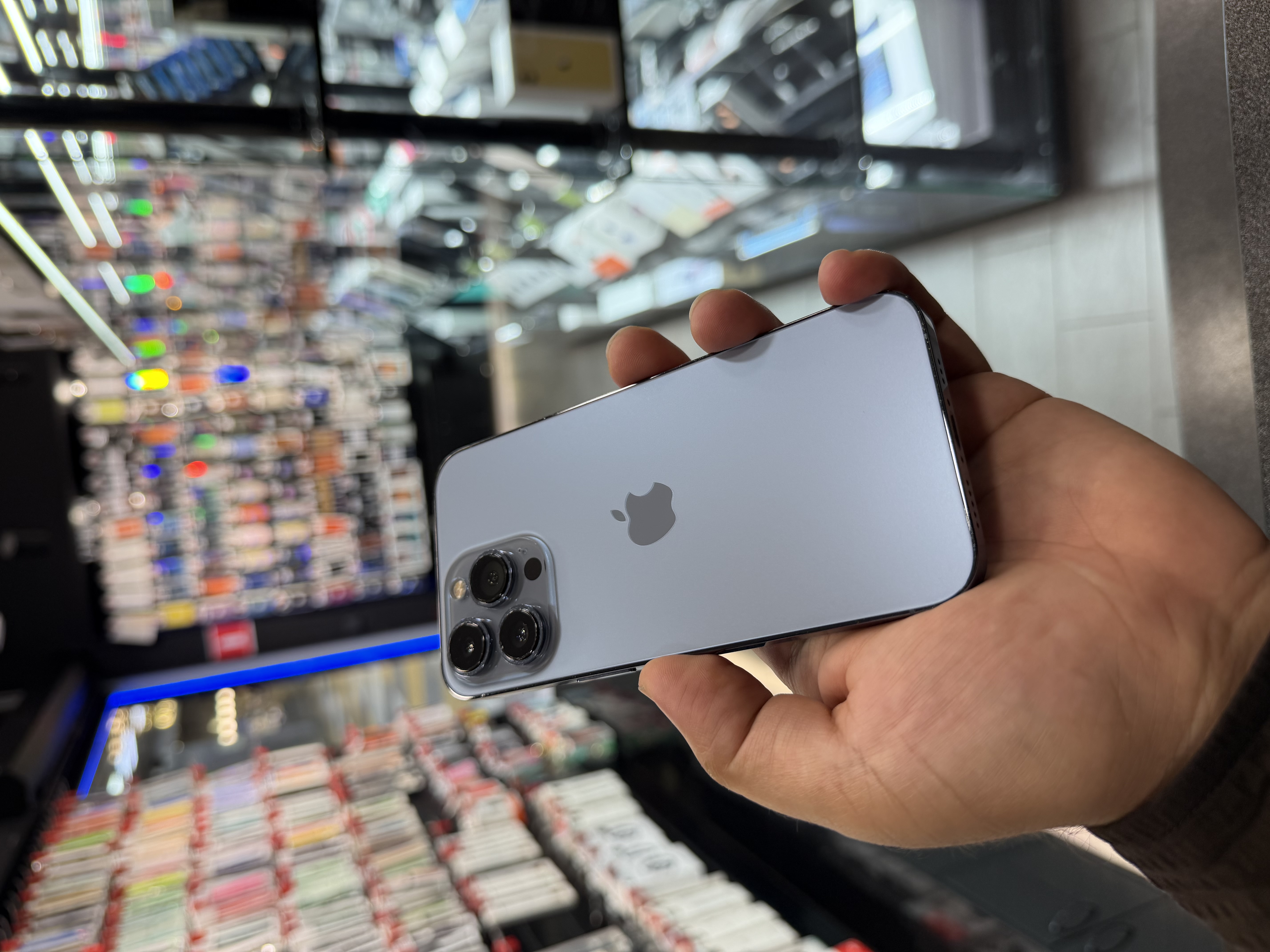 Б/У Смартфон Apple iPhone 13 Pro 128Gb Sierra Blue
