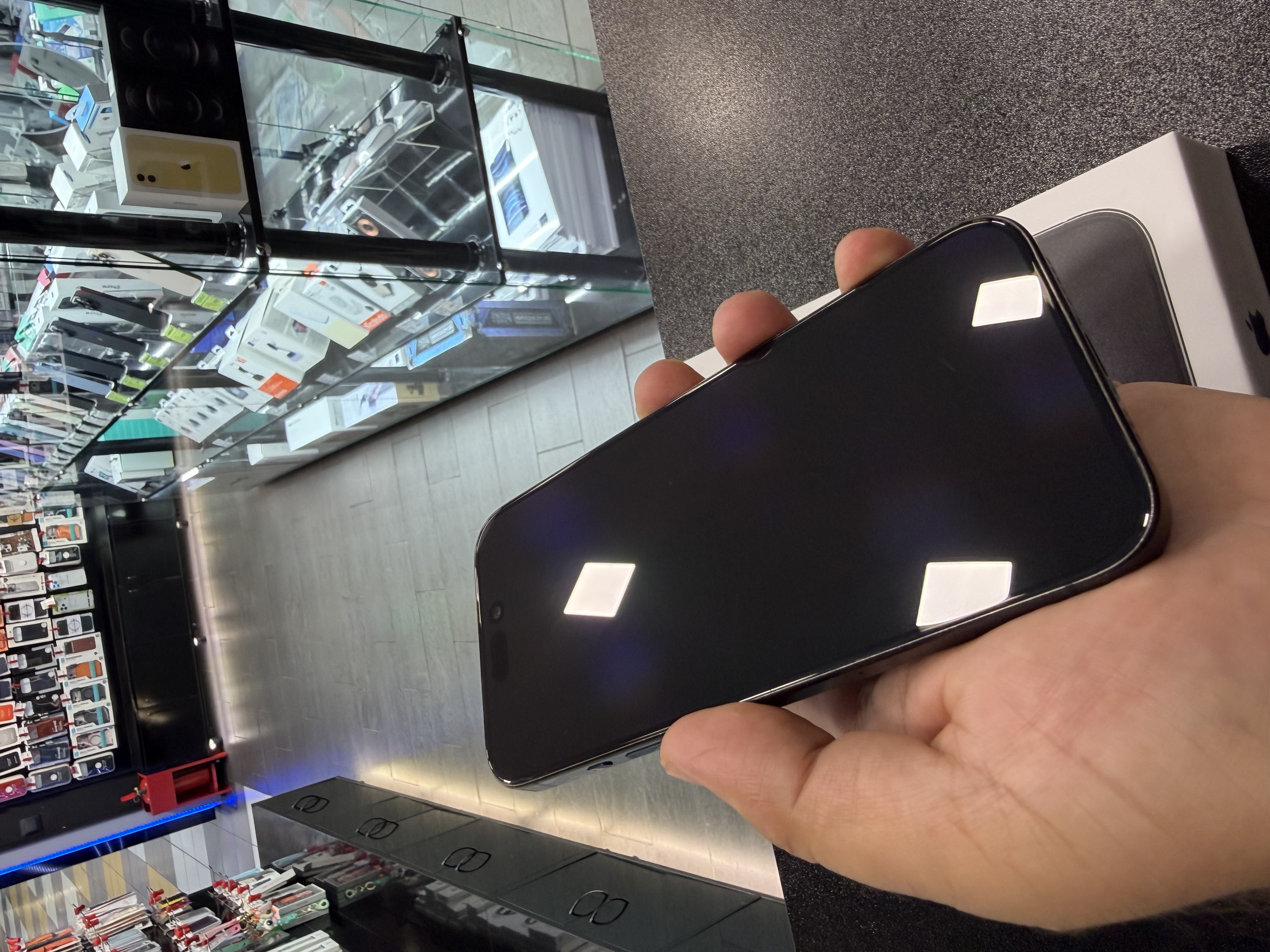 Б/У Смартфон Apple iPhone 15 Pro 256Gb Blue Titanium