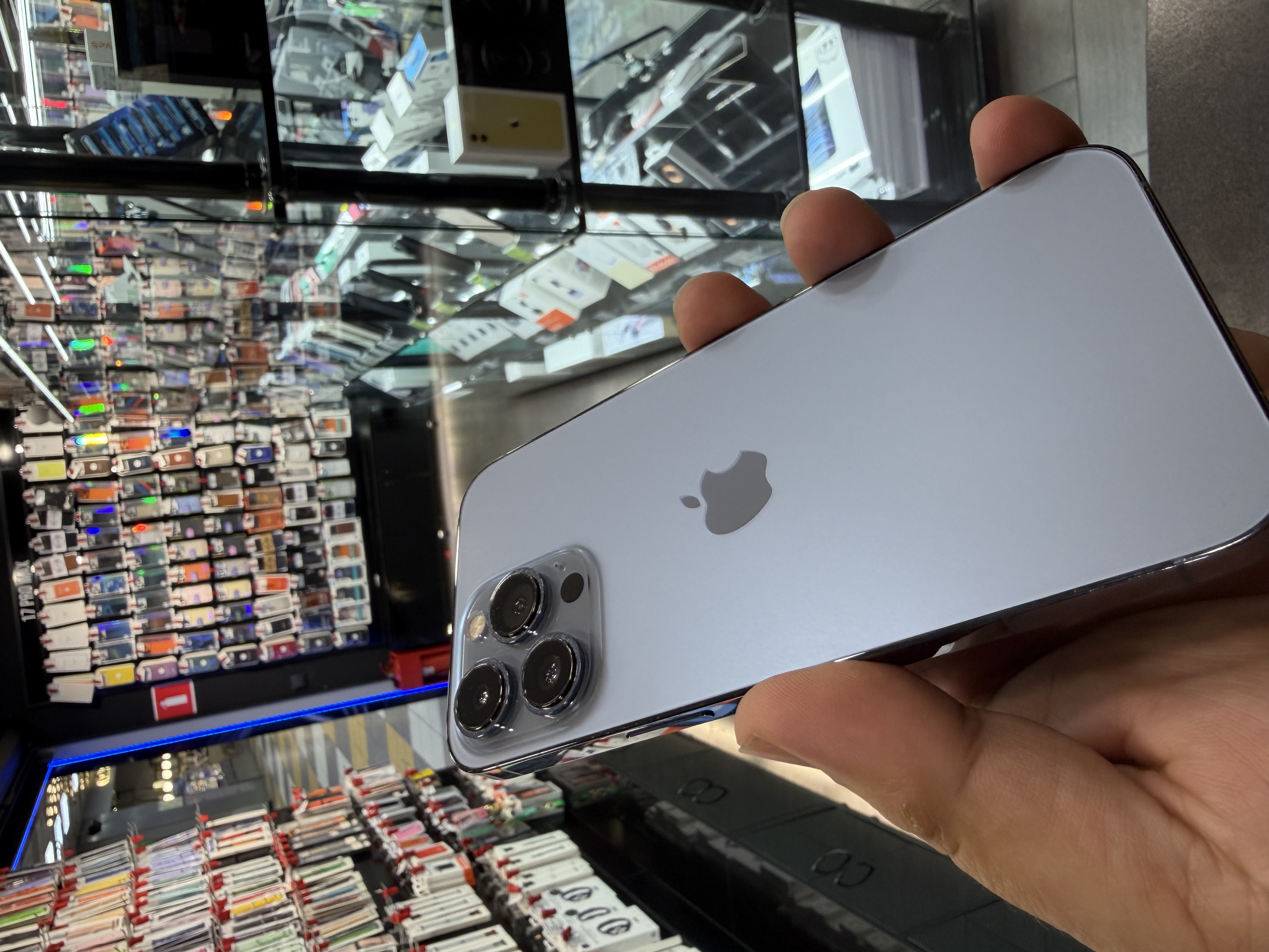 Б/У Смартфон Apple iPhone 13 Pro 128Gb Sierra Blue