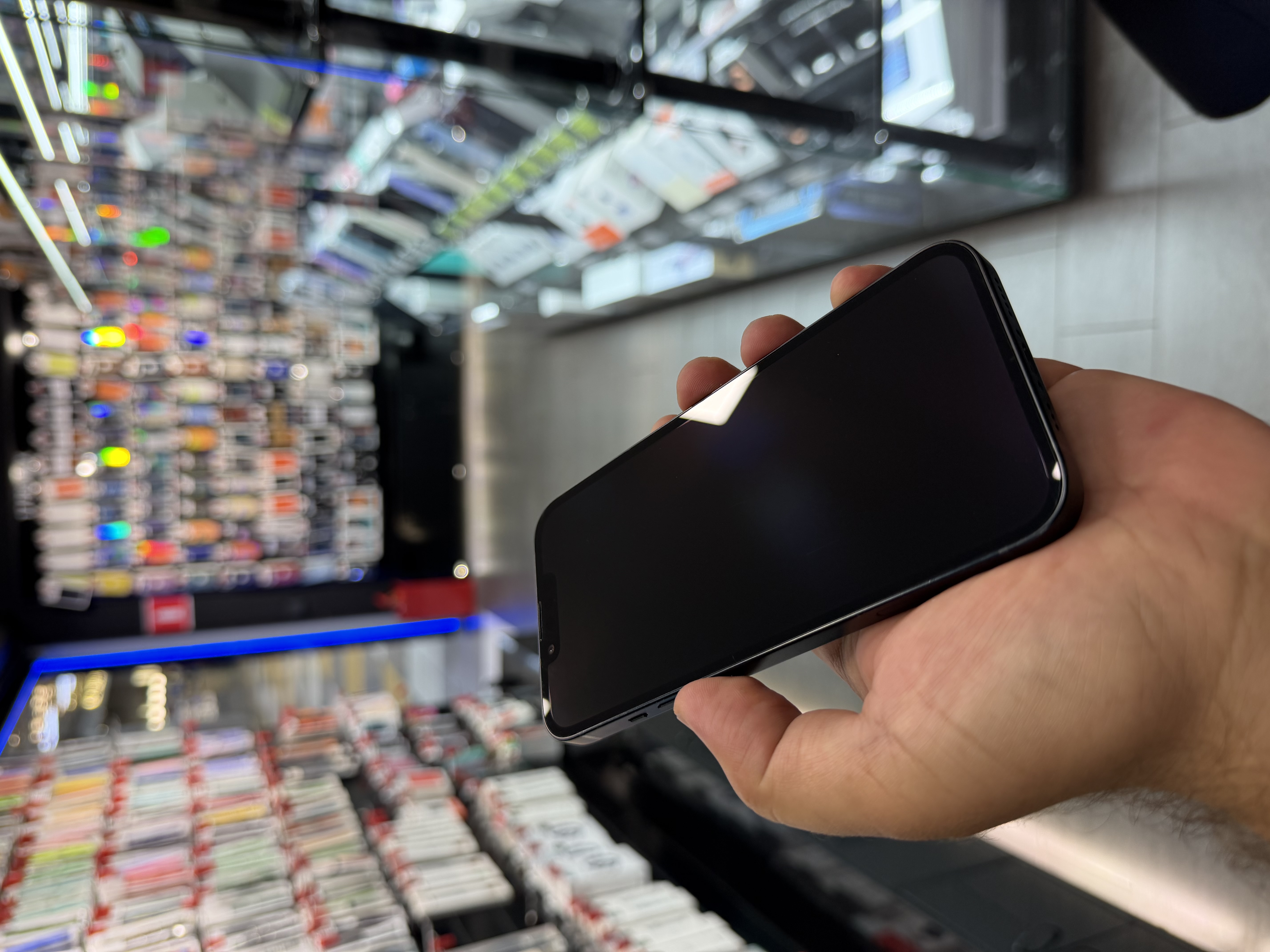 Б/У Смартфон Apple iPhone 13 128Gb Midnight