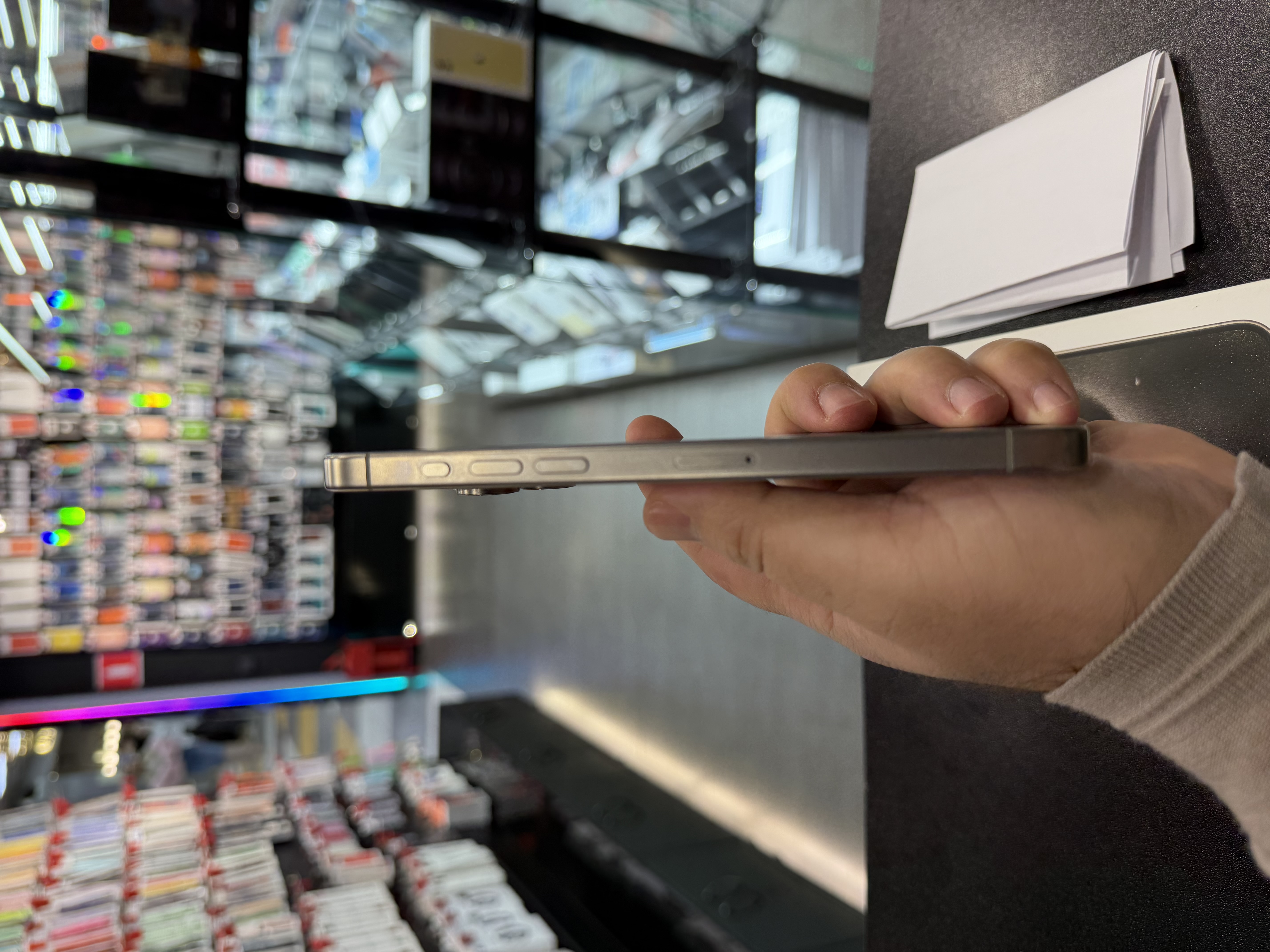 Б/У Apple iPhone 15 Pro Max 256Gb Natural Titanium