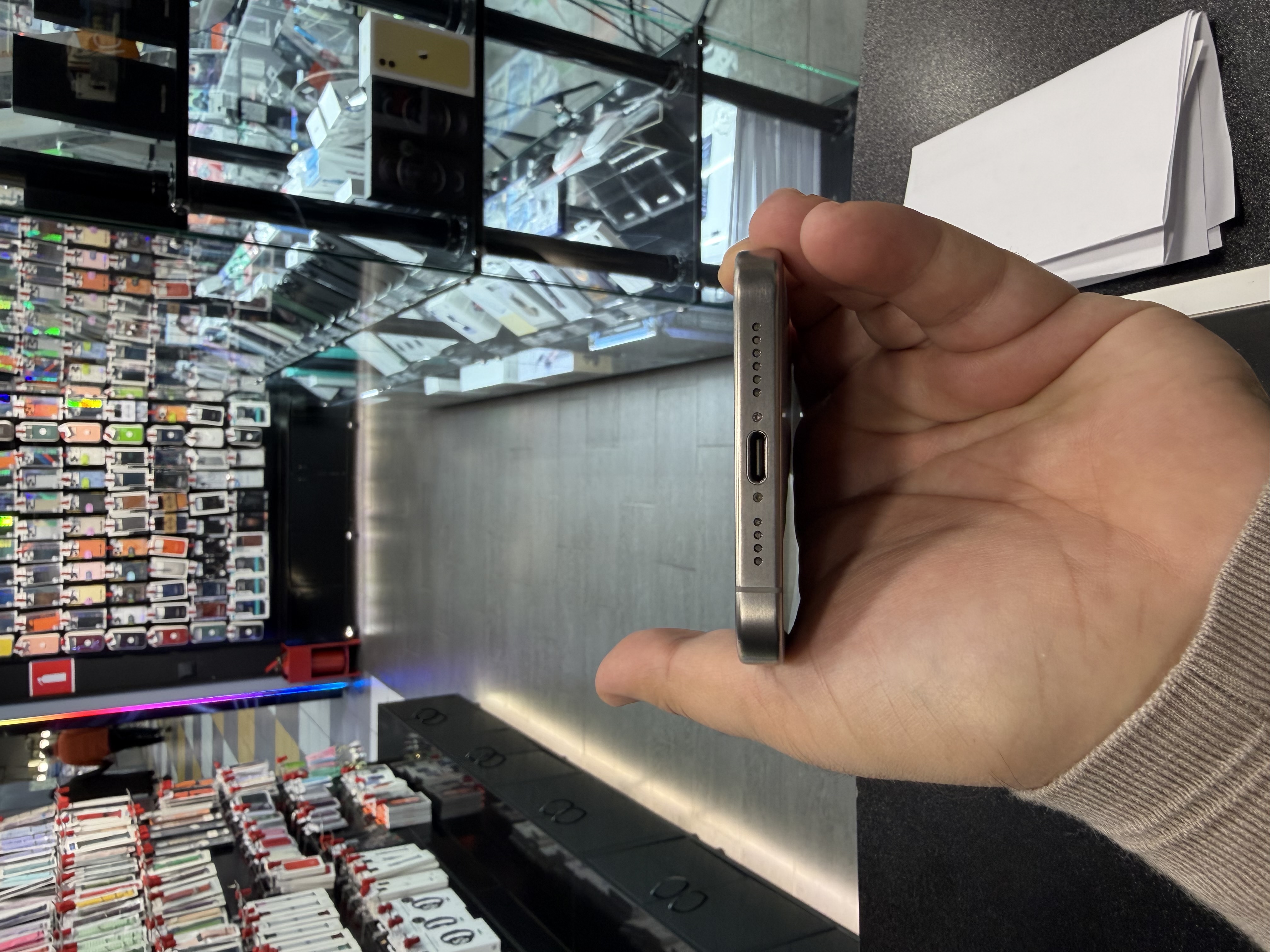 Б/У Apple iPhone 15 Pro Max 256Gb Natural Titanium